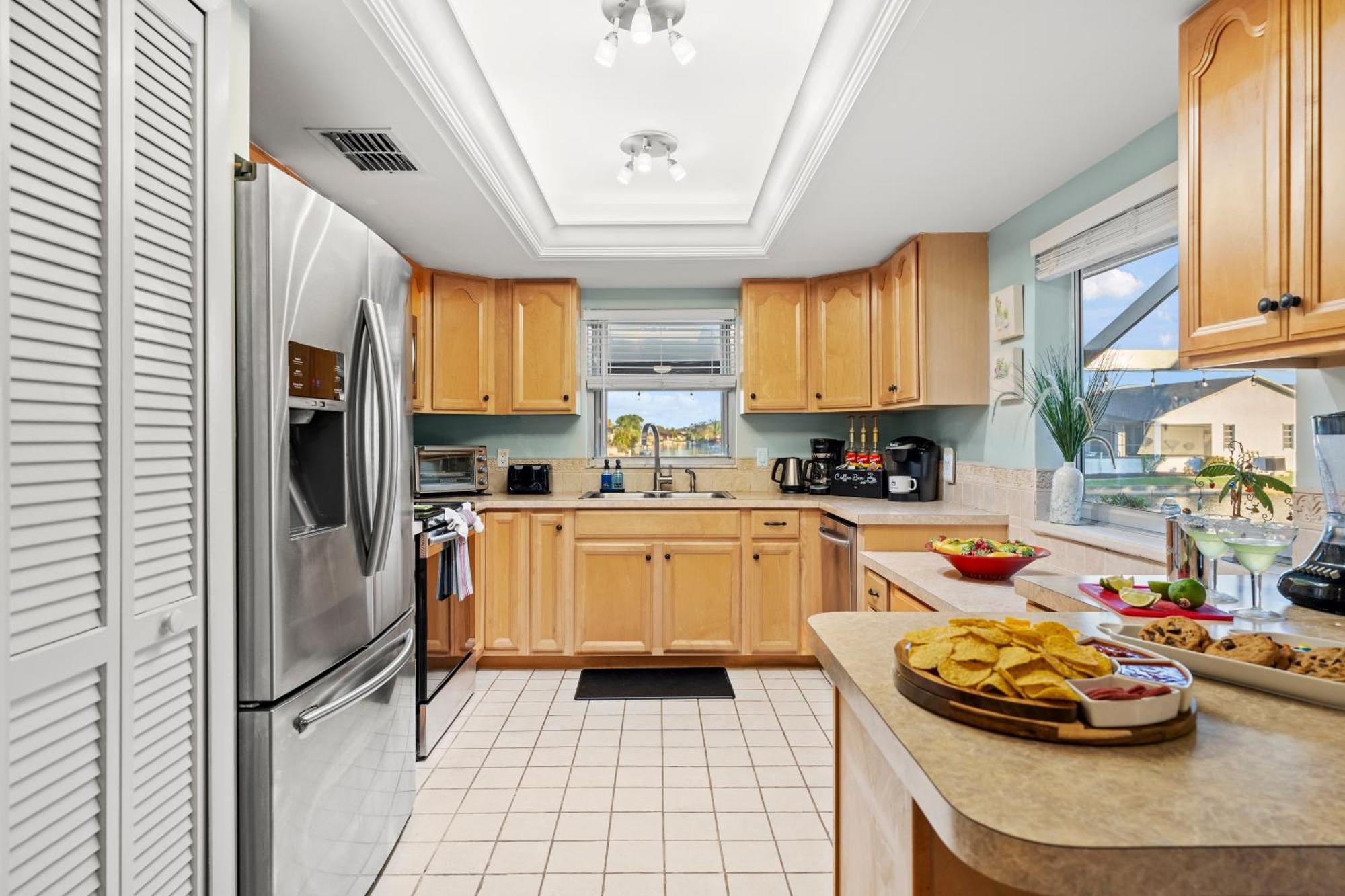 Serenity Waterfront Villa With King Suite, Private Pool, Great Lanai Enclosure And Long Water Views Cabo Coral Exterior foto